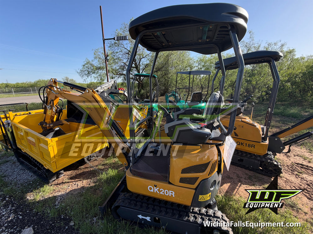 QK20R Mini Excavator with Hydraulic Thumb — view 4 of 4
