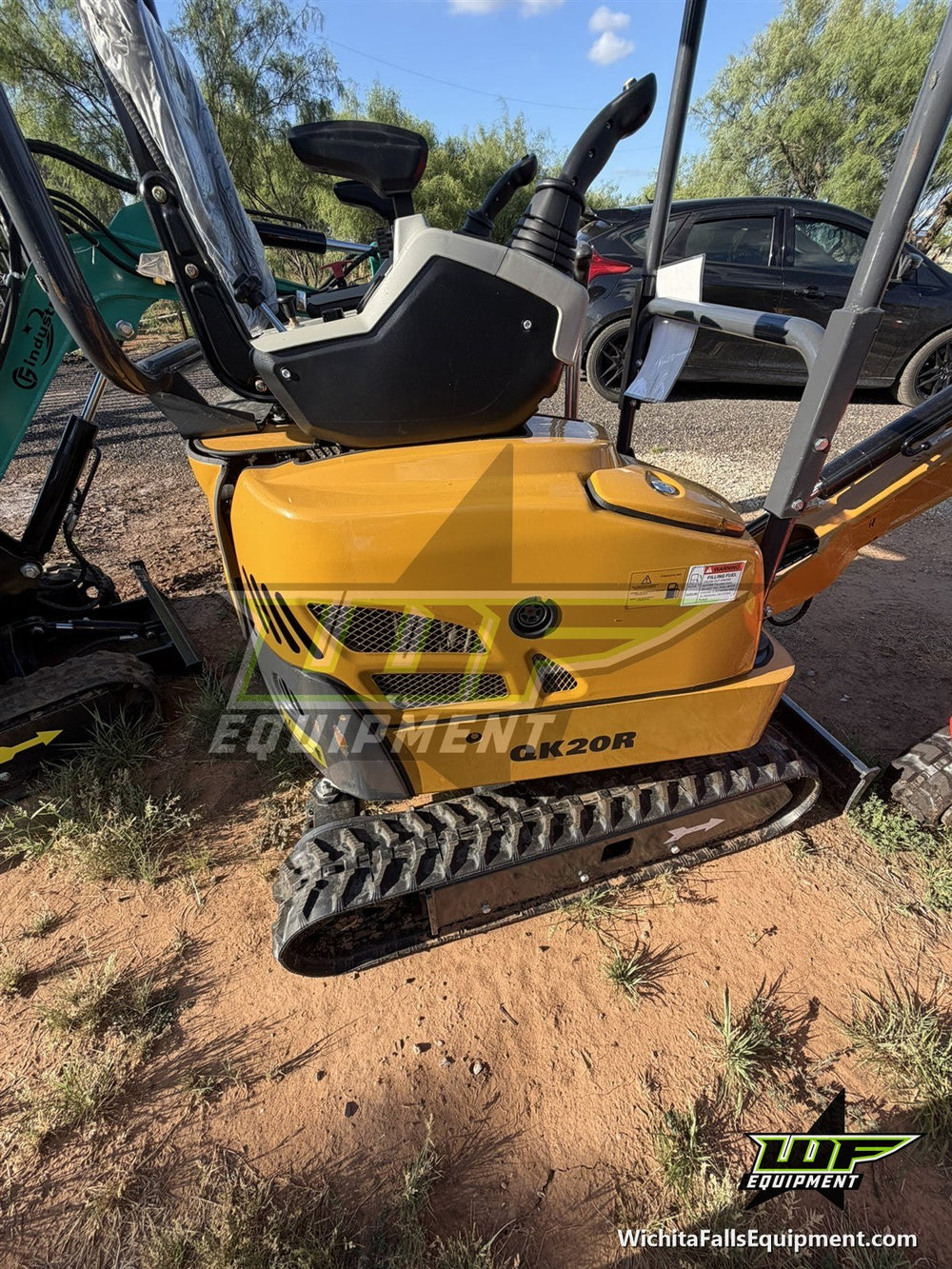 QK20R Mini Excavator with Hydraulic Thumb