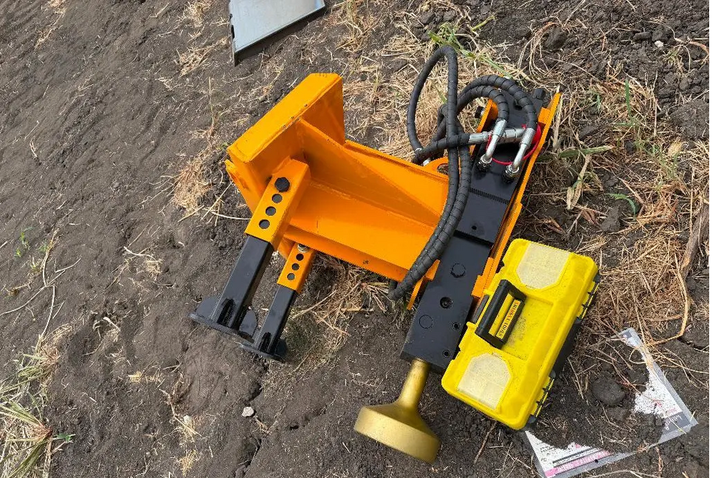 2026 GIYI GY-PH198 Hydraulic Pile Hammer - Mini Skid Steer