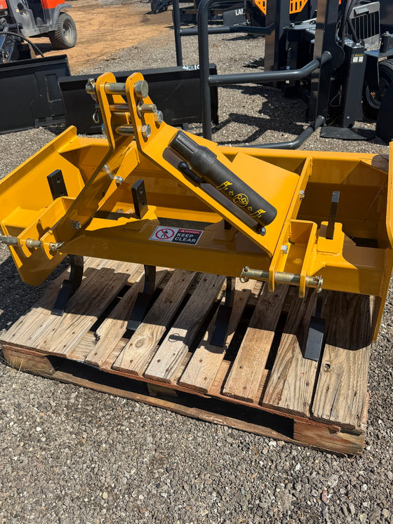 Sierra 5 ft box blade, Category 1 three point hitch