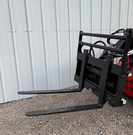 Future 29 in. Mini Skid Steer Hydraulic Pallet Forks - Toro Dingo Mount