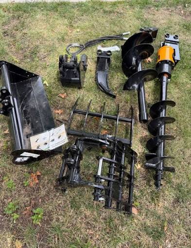 2026 VICSEC 8-Piece Mini Excavator Attachment Package