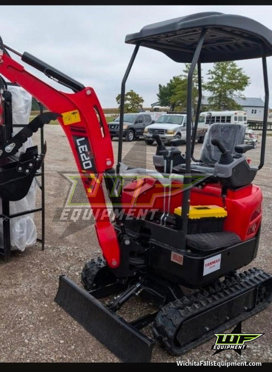SDLaunch LE20 red mini excavator with Yanmar diesel