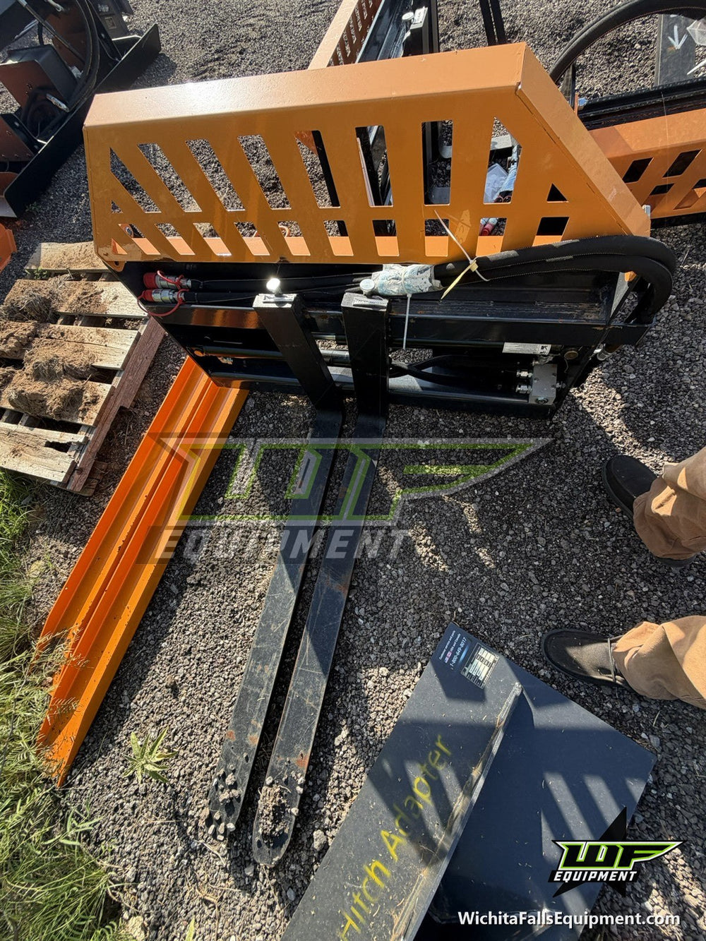 Wolverine Hydraulic Pallet Forks - Skid Steer