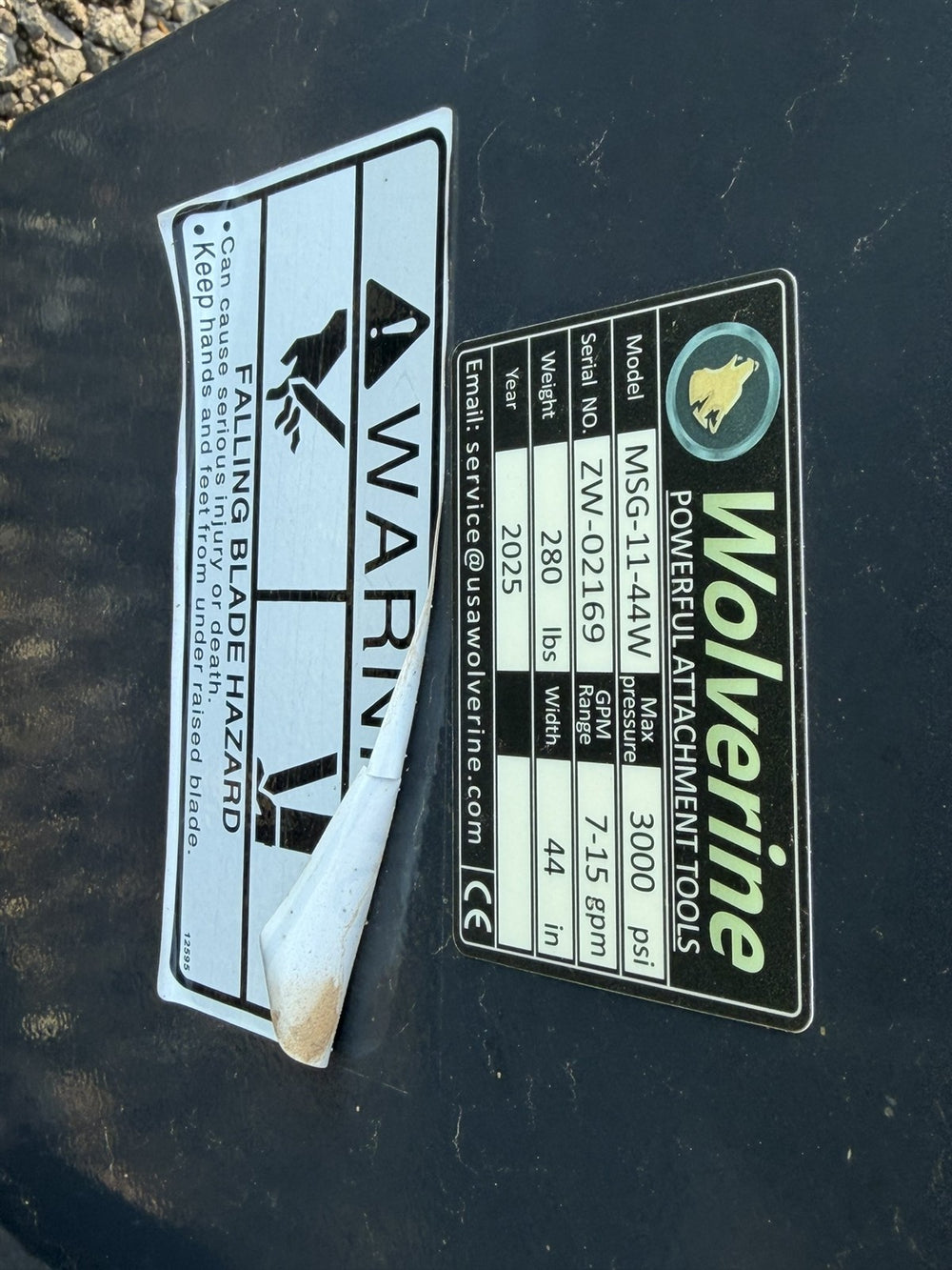 Wolverine 44 in. Mini Skid Steer Grapple Bucket - Toro Dingo Mount